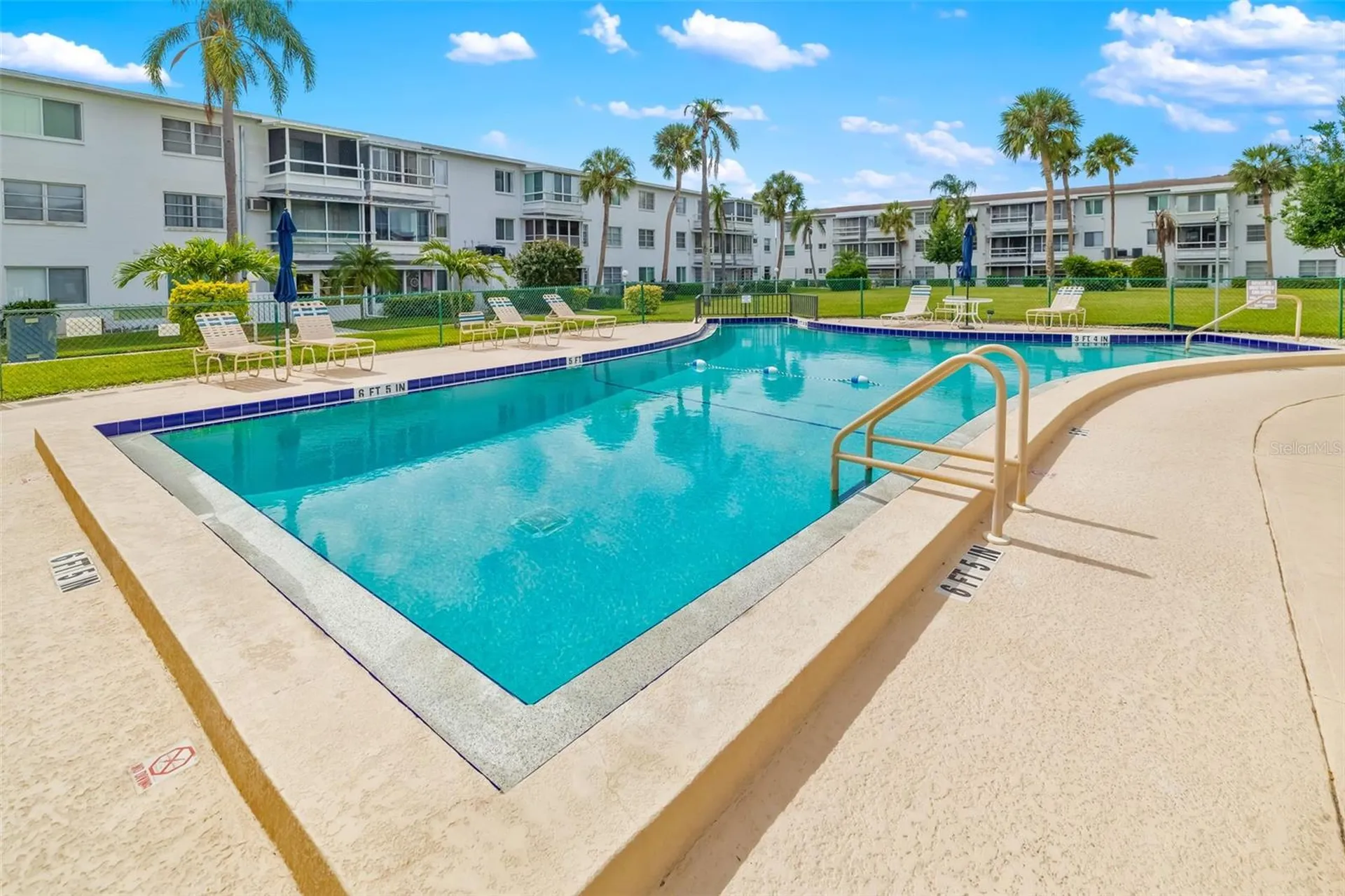 2053 Canal Drive Bradenton FL 34207
