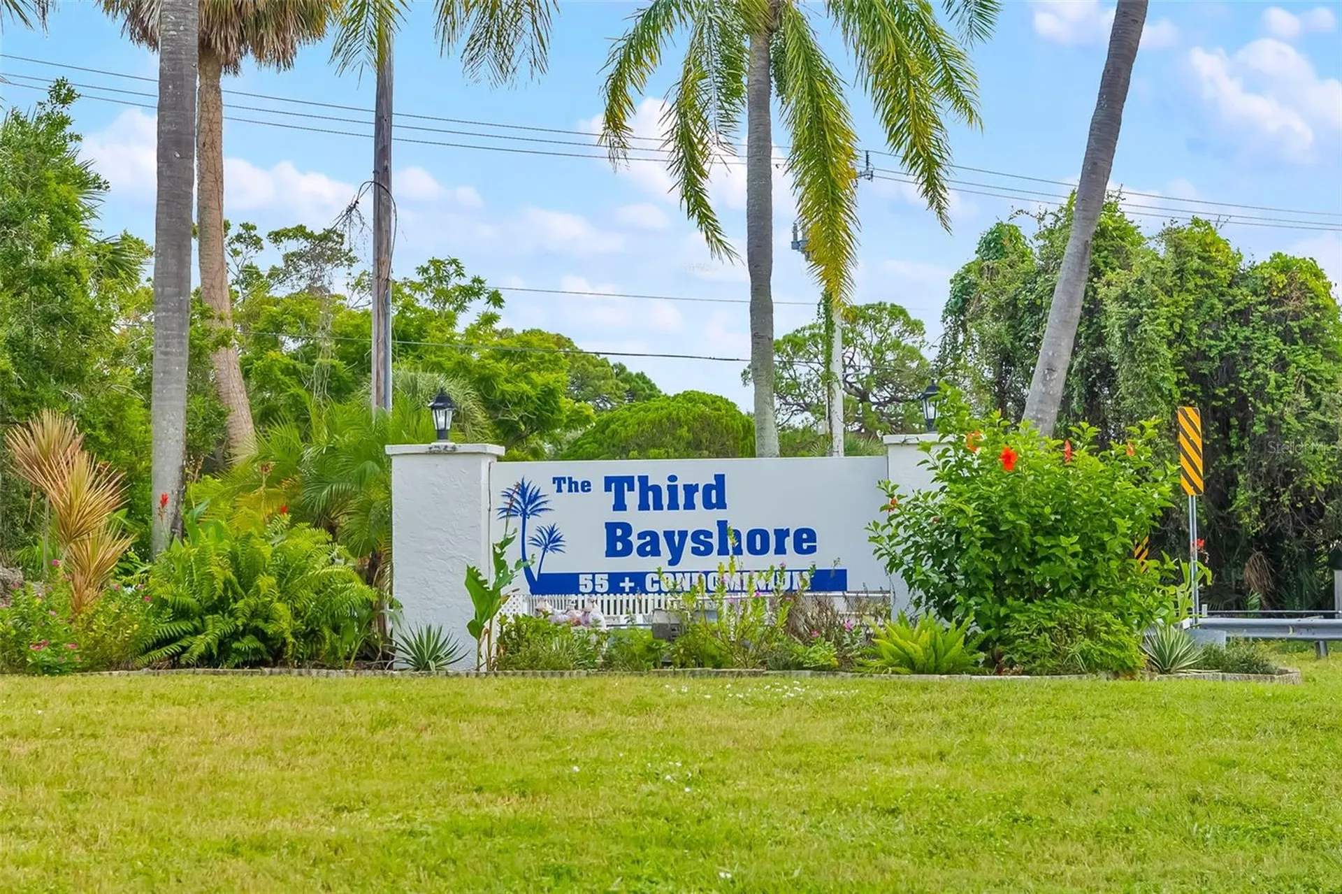 2053 Canal Drive Bradenton FL 34207