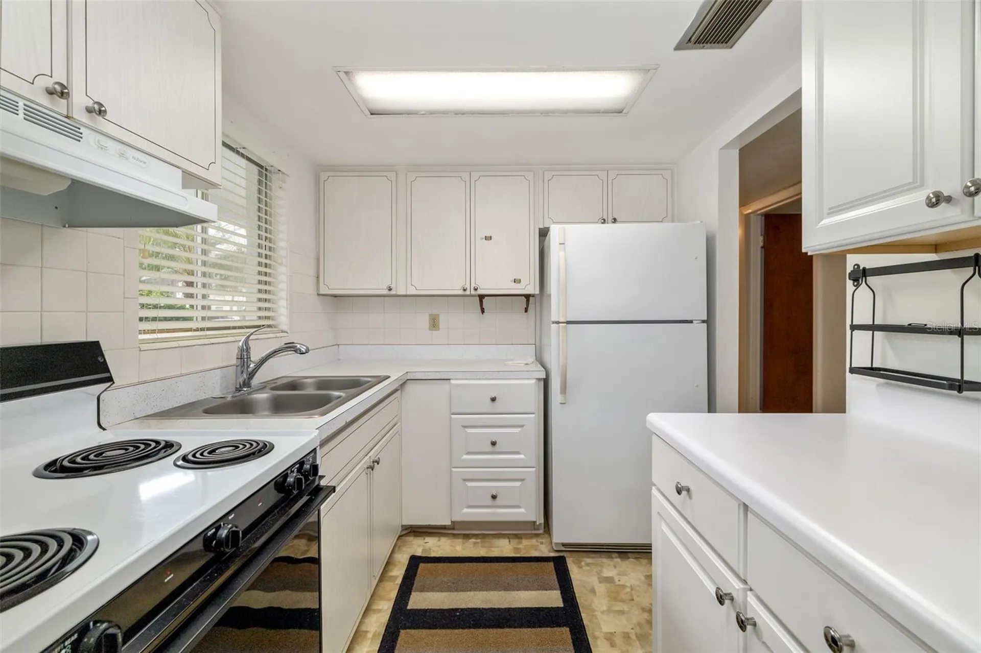 2053 Canal Drive Bradenton FL 34207