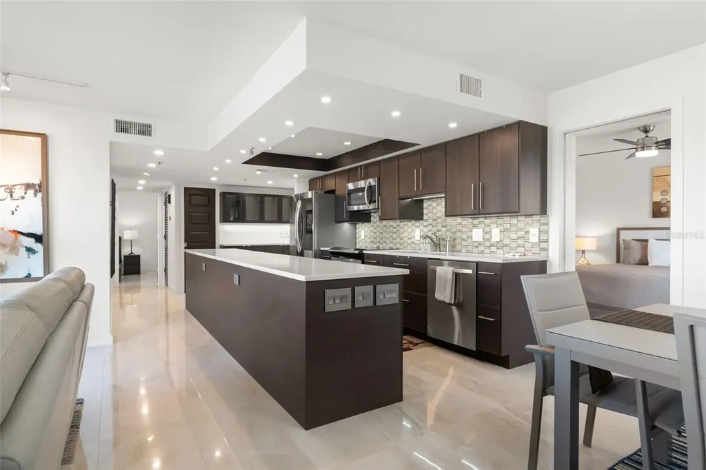 7432 Sunshine Skyway Lane S St Petersburg FL 33711