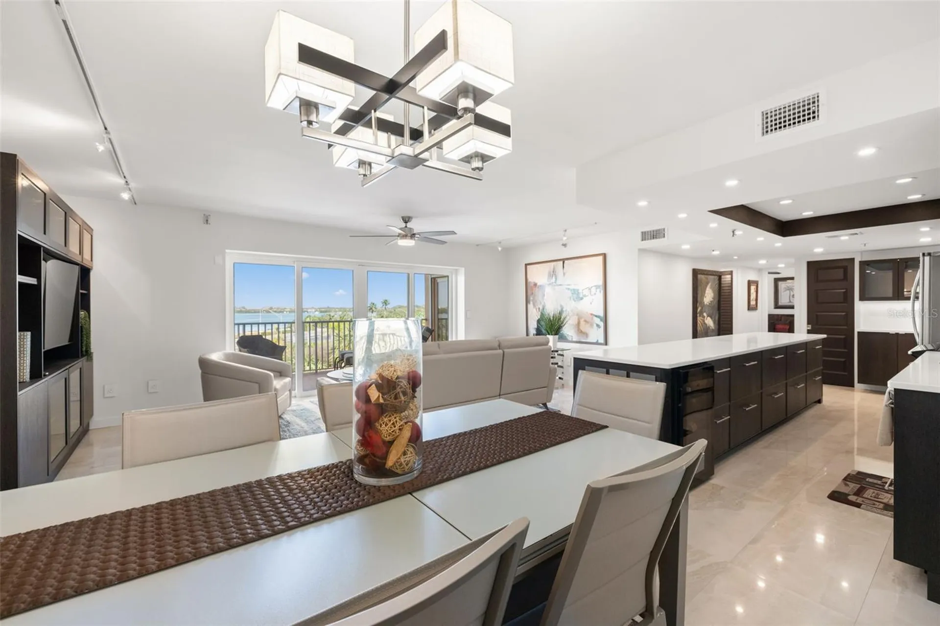 7432 Sunshine Skyway Lane S St Petersburg FL 33711
