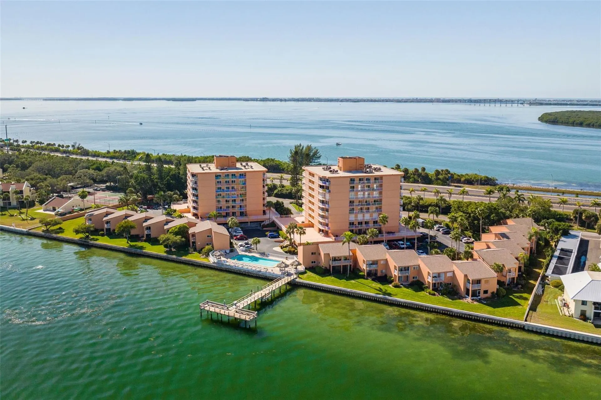 7432 Sunshine Skyway Lane S St Petersburg FL 33711