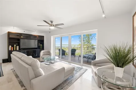 7432 Sunshine Skyway Lane S St Petersburg FL 33711