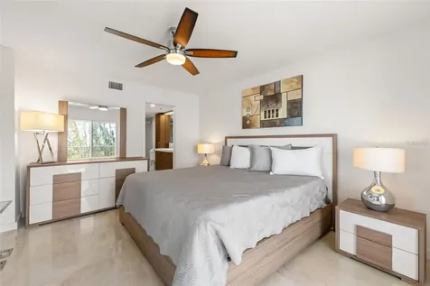 7432 Sunshine Skyway Lane S St Petersburg FL 33711