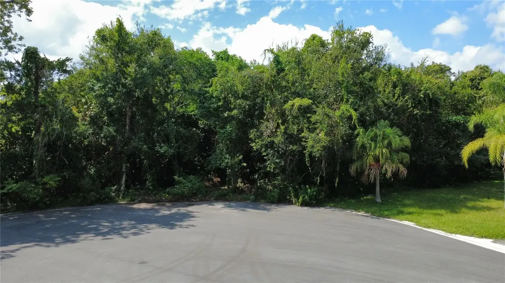2016 Grandview Avenue N Sanford FL 32771
