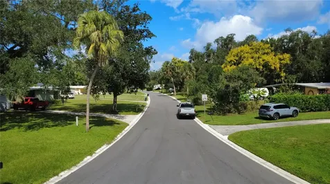 2016 Grandview Avenue N Sanford FL 32771