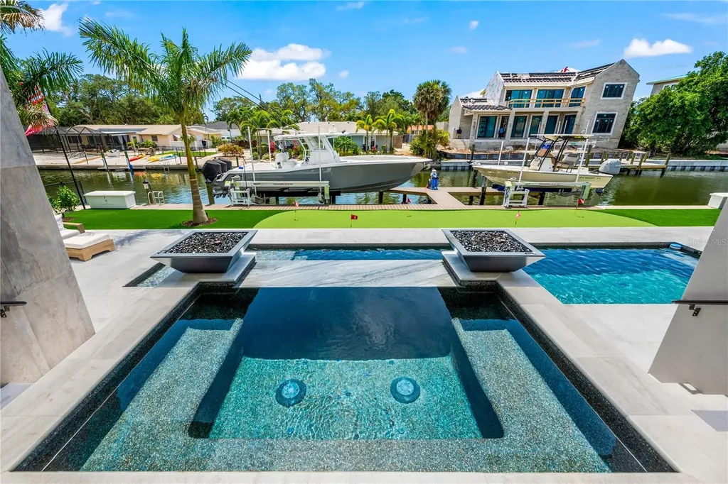 5362 Shadow Lawn Drive Sarasota FL 34242
