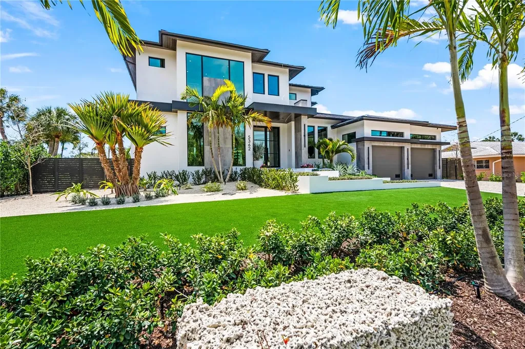 5362 Shadow Lawn Drive Sarasota FL 34242