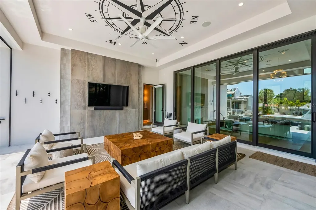 5362 Shadow Lawn Drive Sarasota FL 34242