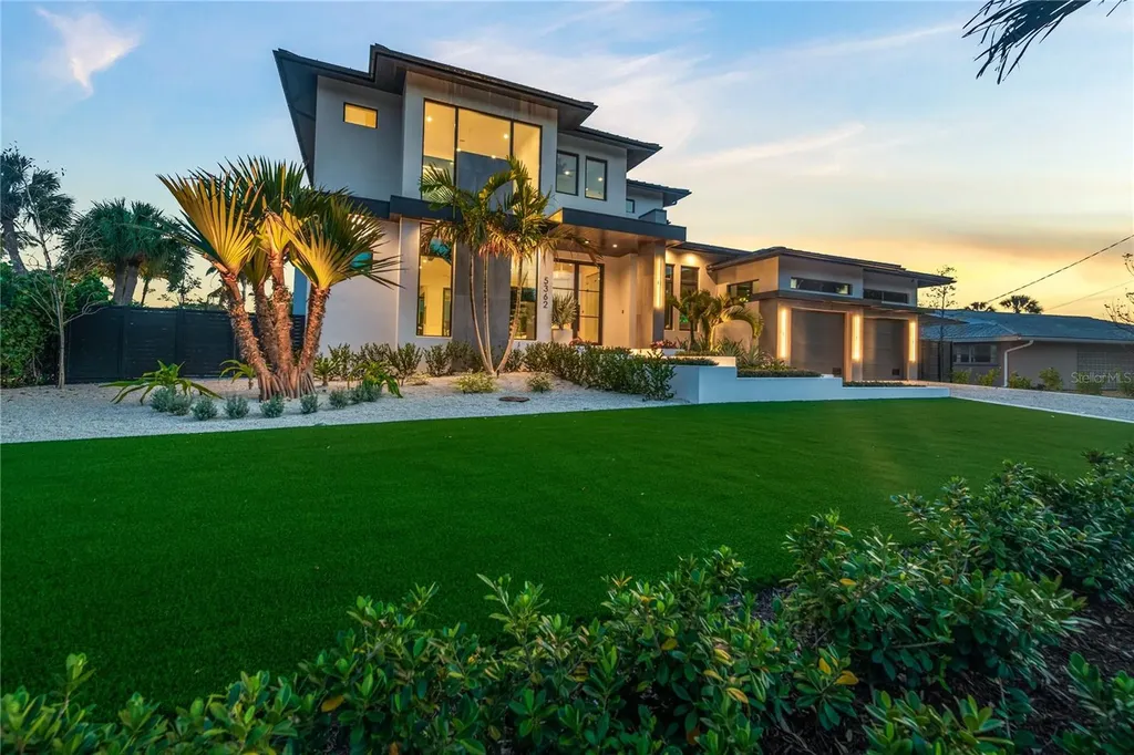 5362 Shadow Lawn Drive Sarasota FL 34242