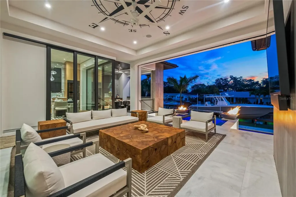 5362 Shadow Lawn Drive Sarasota FL 34242