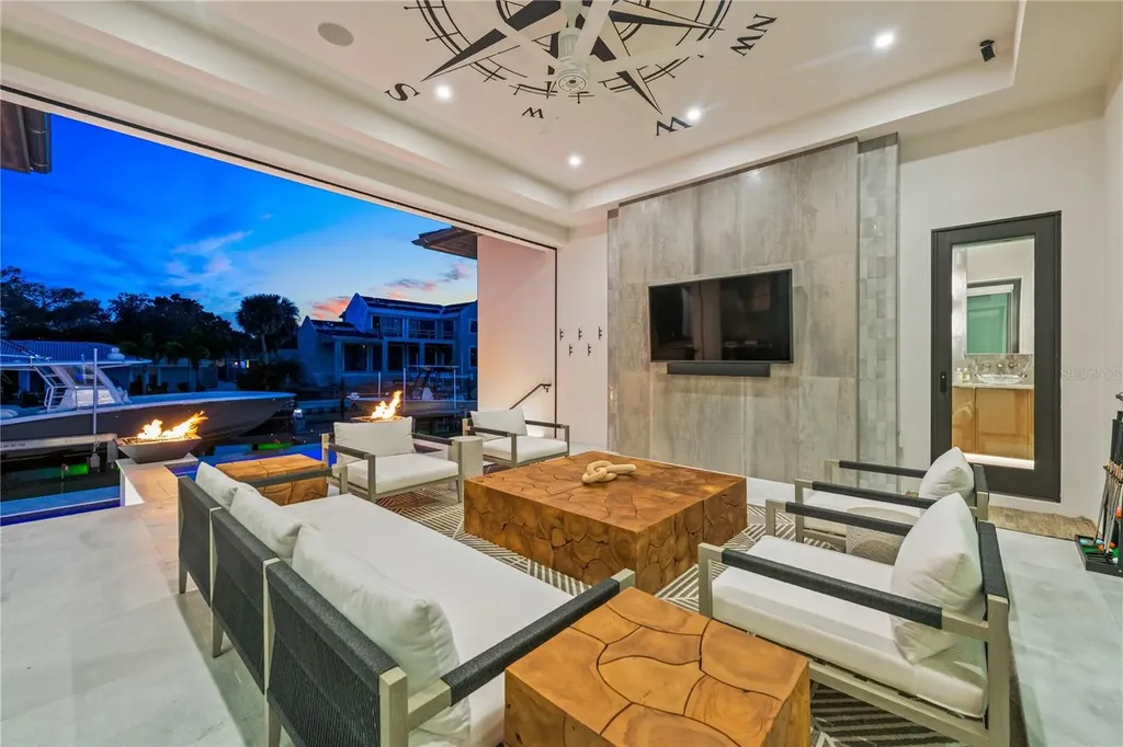 5362 Shadow Lawn Drive Sarasota FL 34242