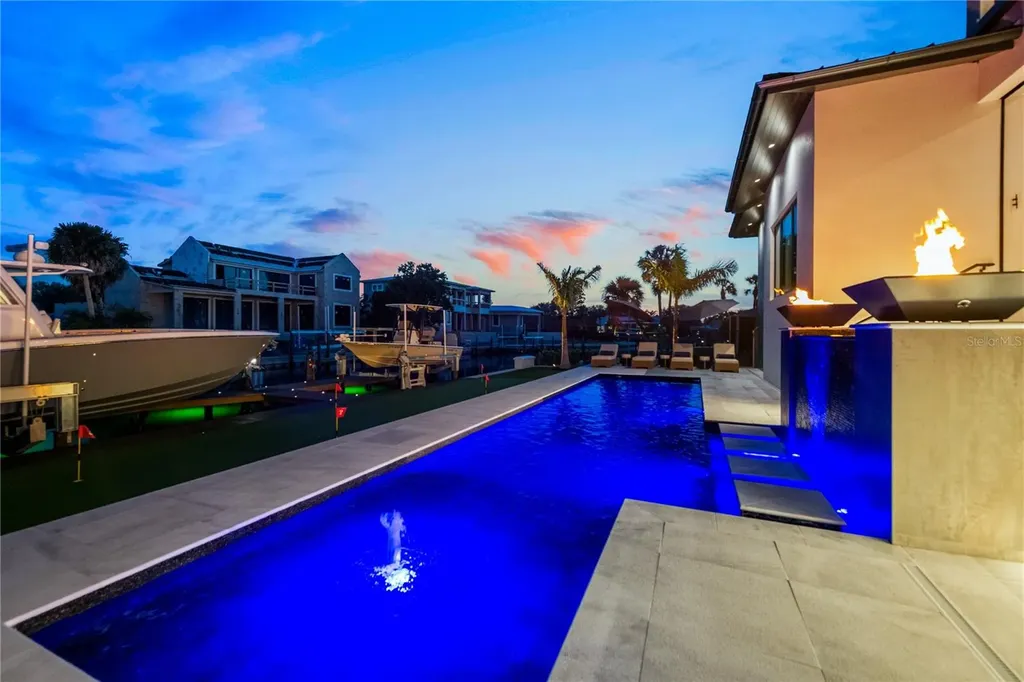 5362 Shadow Lawn Drive Sarasota FL 34242