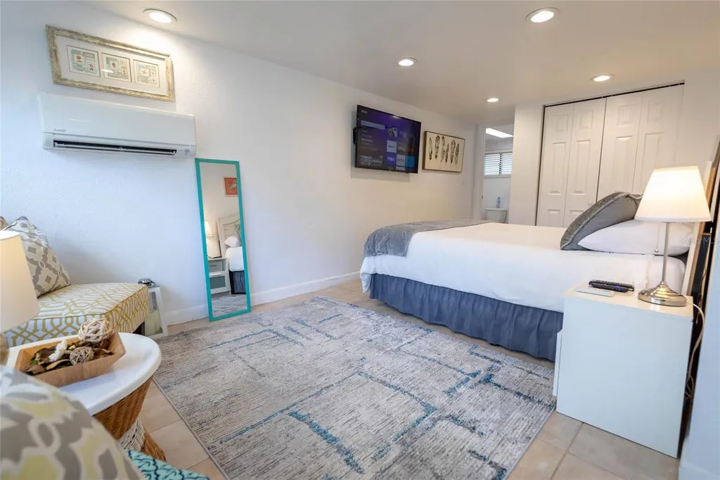 839 3rd Street N Safety Harbor FL 34695