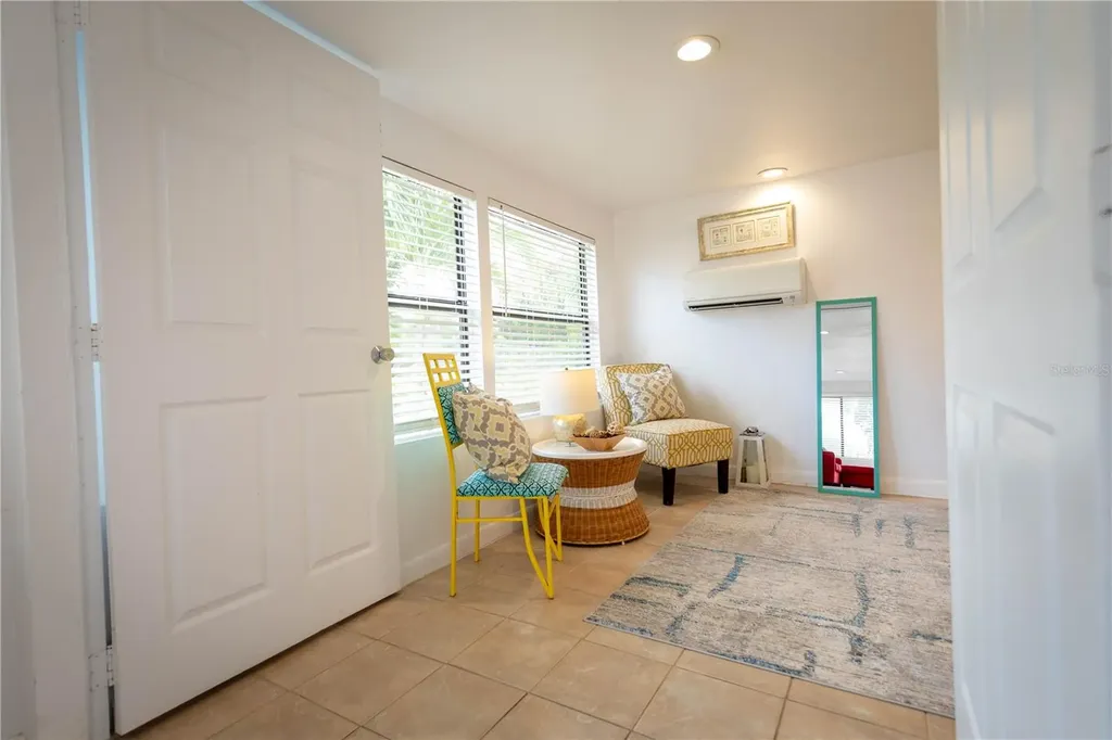 839 3rd Street N Safety Harbor FL 34695