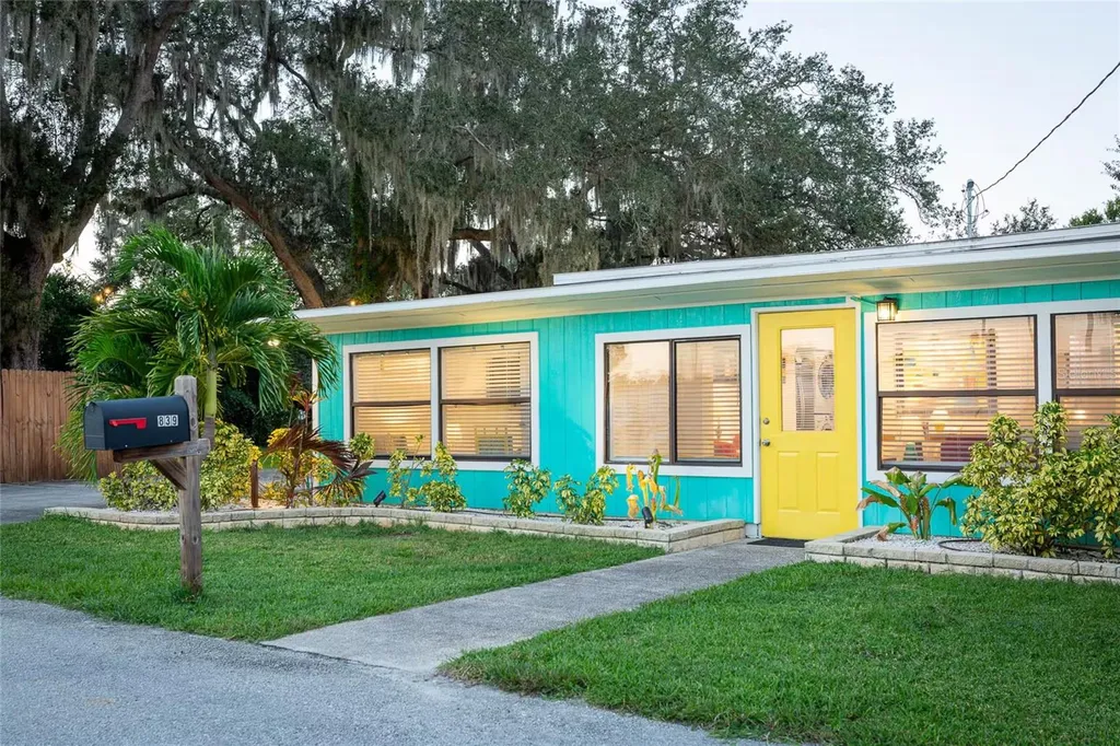 839 3rd Street N Safety Harbor FL 34695