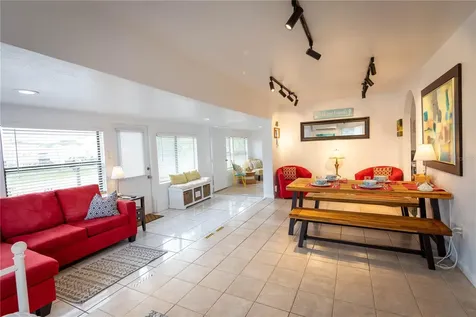 839 3rd Street N Safety Harbor FL 34695