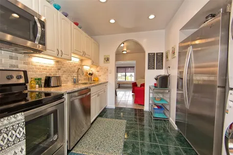 839 3rd Street N Safety Harbor FL 34695