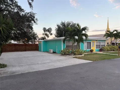 839 3rd Street N Safety Harbor FL 34695
