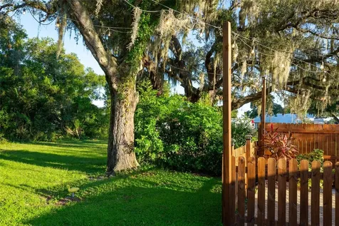 839 3rd Street N Safety Harbor FL 34695