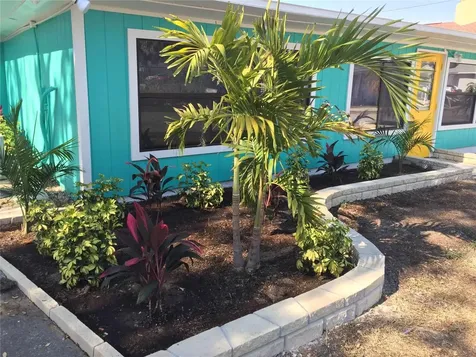 839 3rd Street N Safety Harbor FL 34695