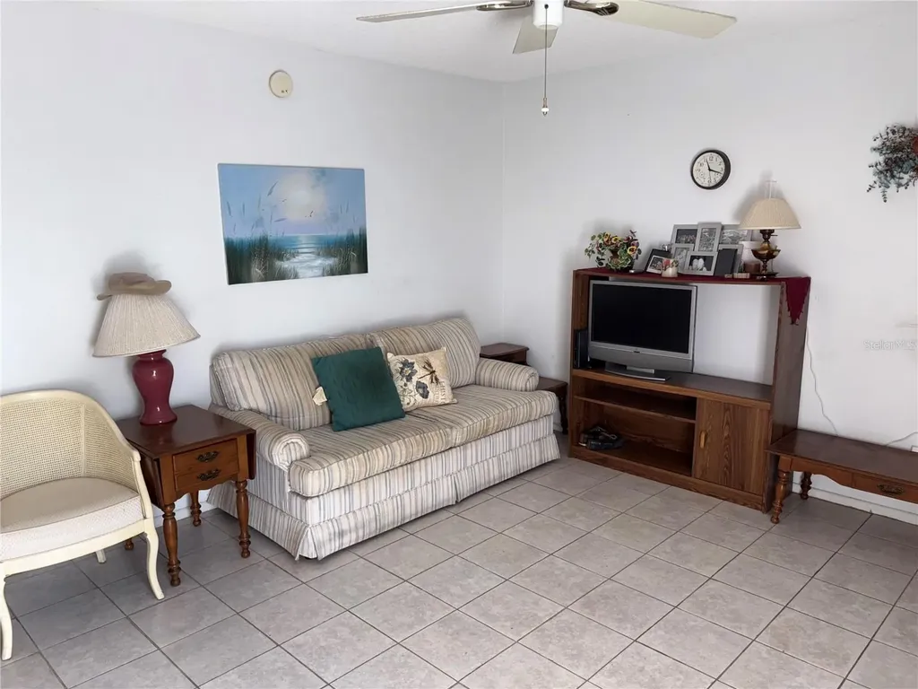 250 Rosery Road NW Largo FL 33770