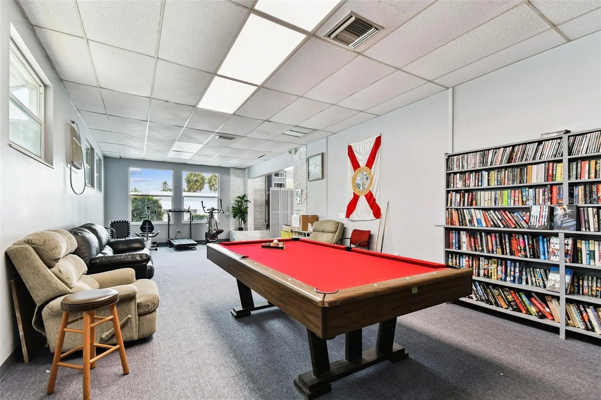 250 Rosery Road NW Largo FL 33770
