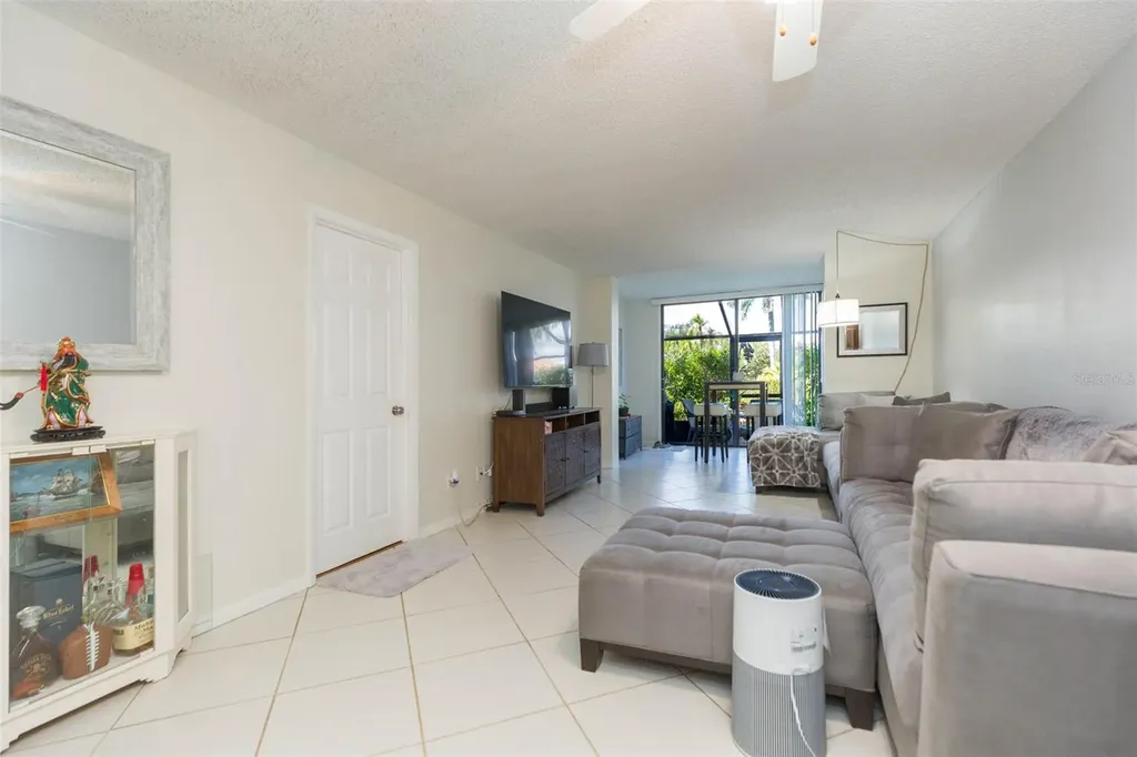 2024 Blue Hawk Court Clearwater FL 33762