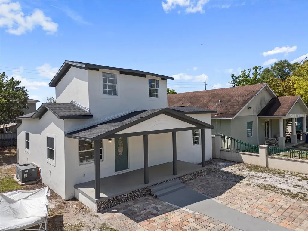 2930 W Arch Street Tampa FL 33607