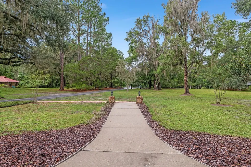 11427 SW 10th Terrace Micanopy FL 32667