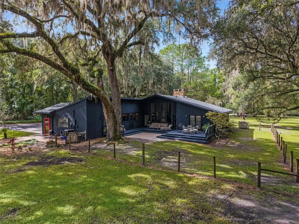 11427 SW 10th Terrace Micanopy FL 32667
