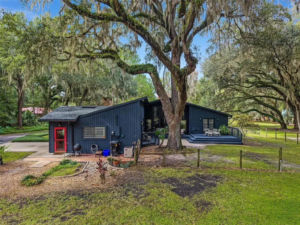 11427 SW 10th Terrace Micanopy FL 32667