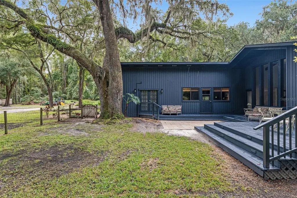 11427 SW 10th Terrace Micanopy FL 32667