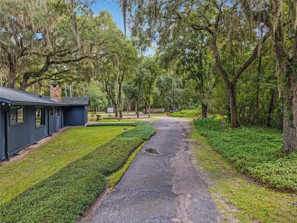 11427 SW 10th Terrace Micanopy FL 32667
