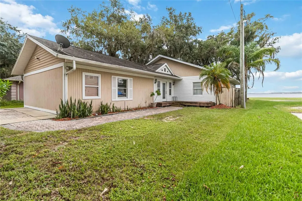 6210 Alligator Lake Shore E St Cloud FL 34771