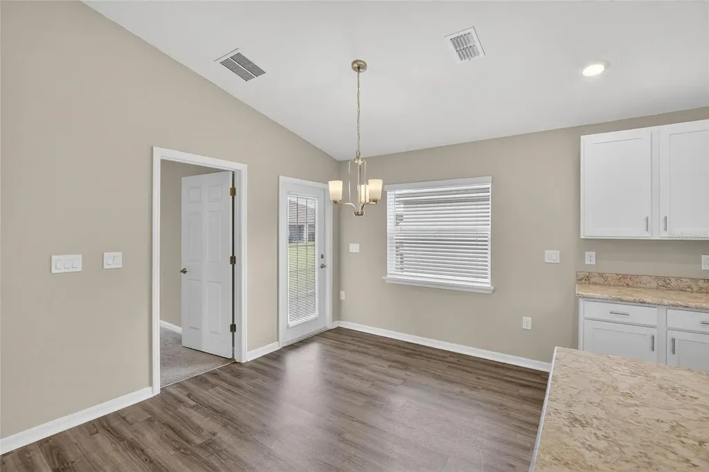 1047 Aruba Avenue Mulberry FL 33860