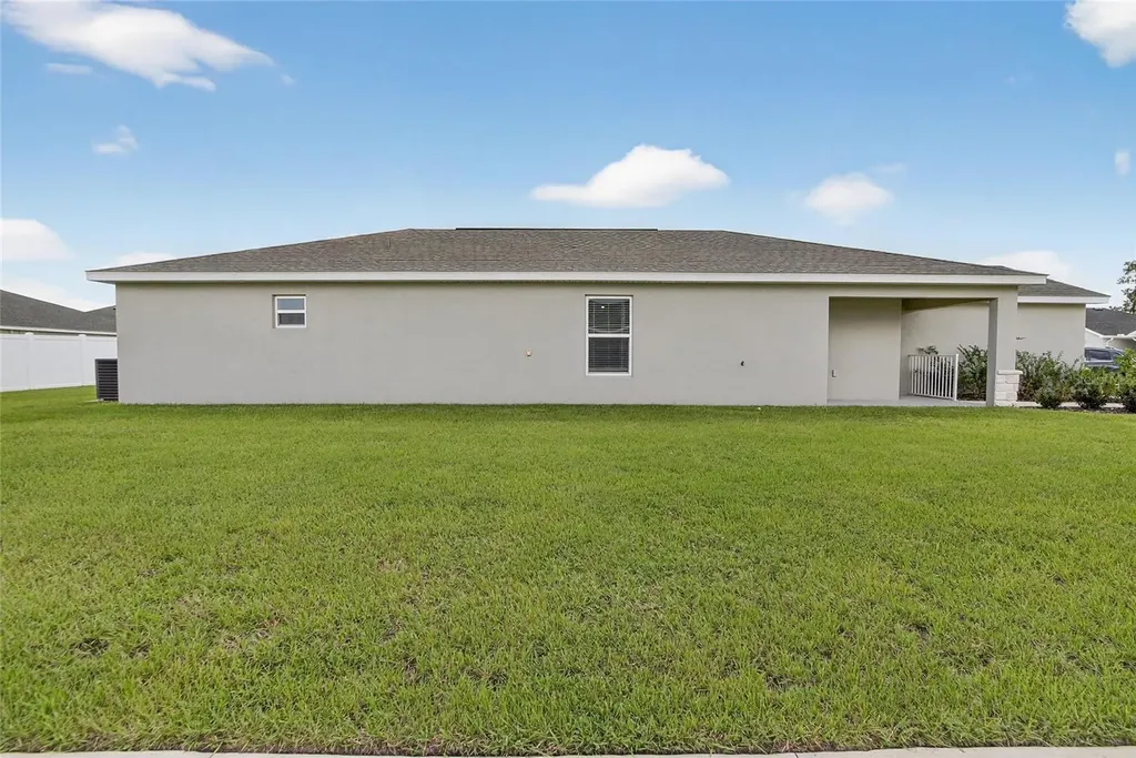 1047 Aruba Avenue Mulberry FL 33860