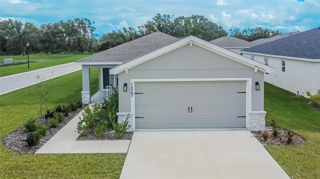 1047 Aruba Avenue Mulberry FL 33860