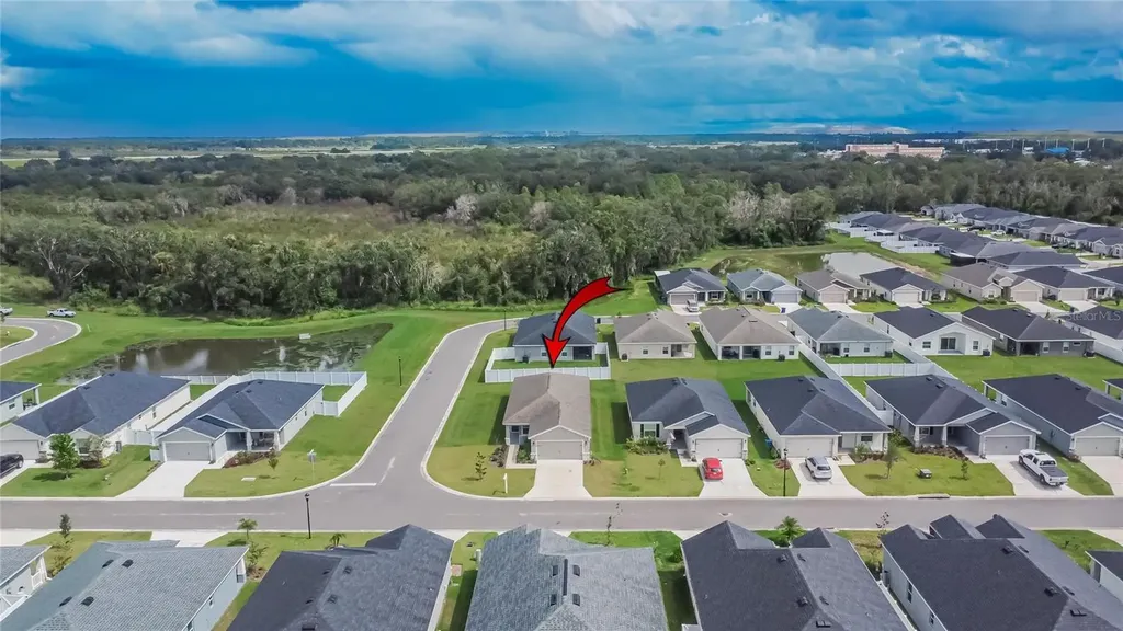1047 Aruba Avenue Mulberry FL 33860