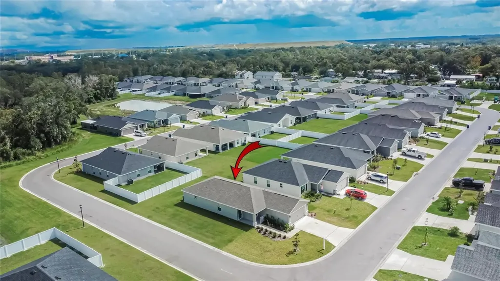 1047 Aruba Avenue Mulberry FL 33860