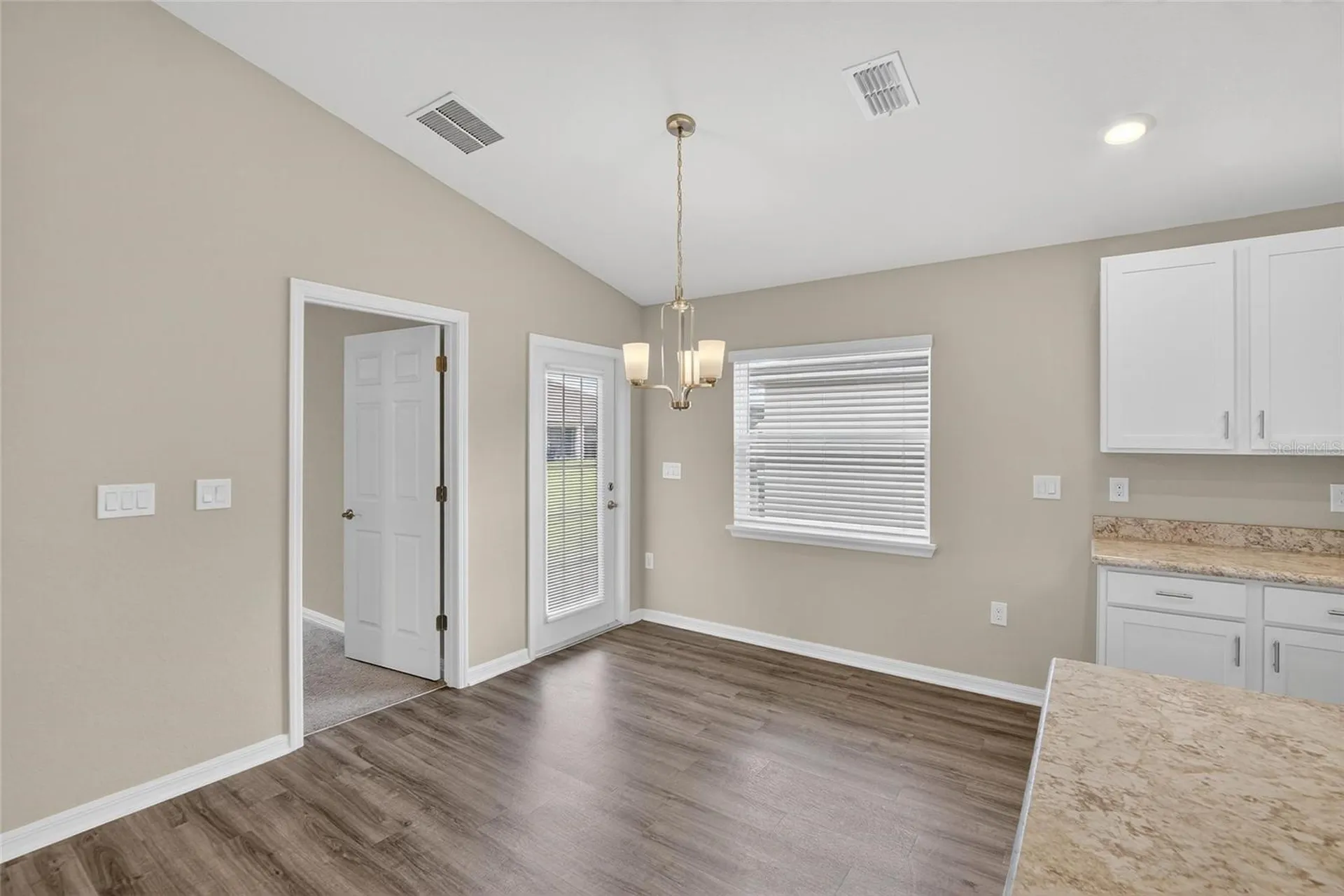 1047 Aruba Avenue Mulberry FL 33860
