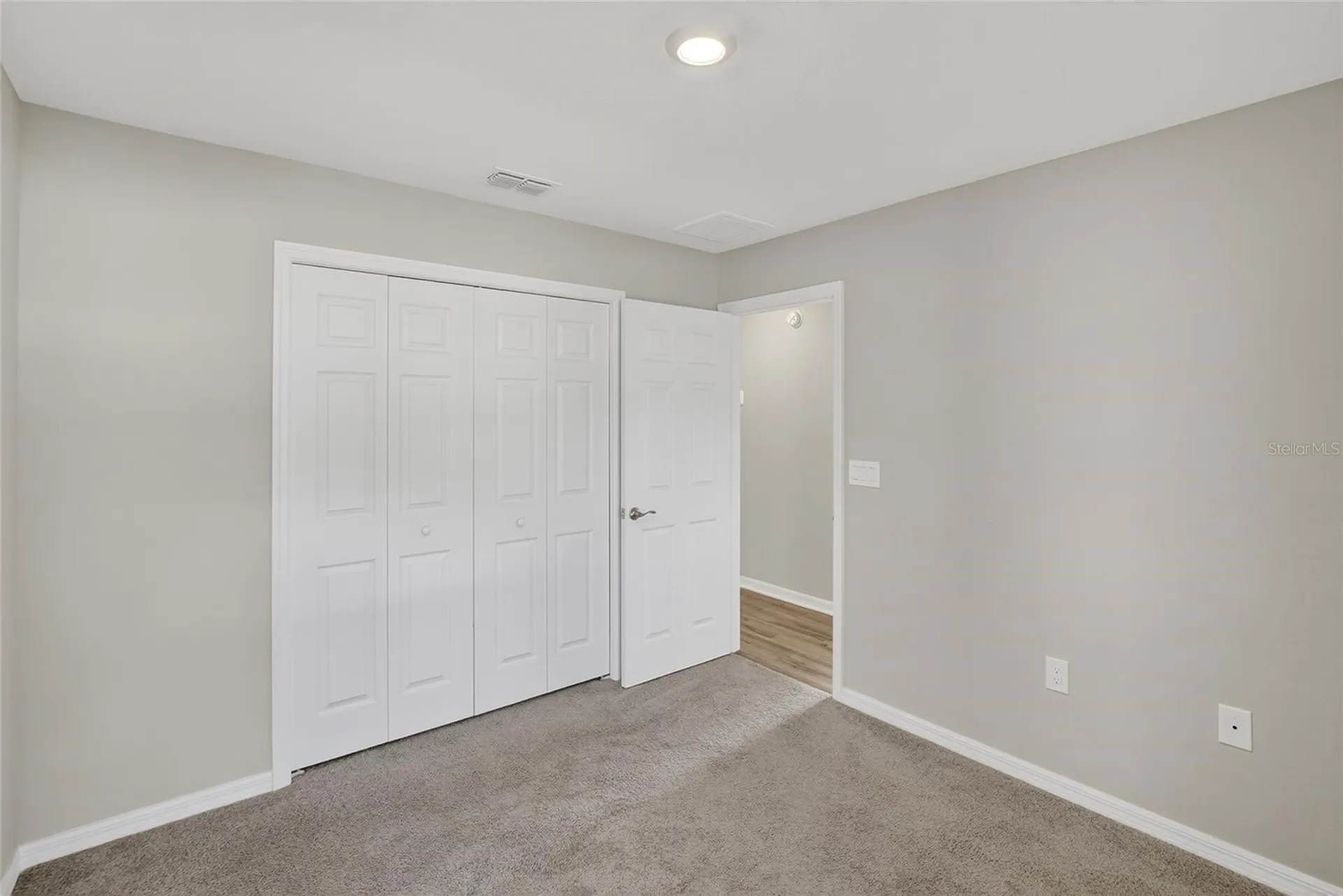 1047 Aruba Avenue Mulberry FL 33860