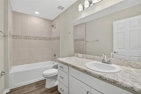 1047 Aruba Avenue Mulberry FL 33860