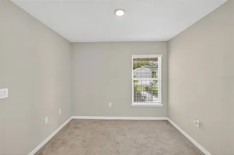 1047 Aruba Avenue Mulberry FL 33860