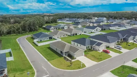 1047 Aruba Avenue Mulberry FL 33860
