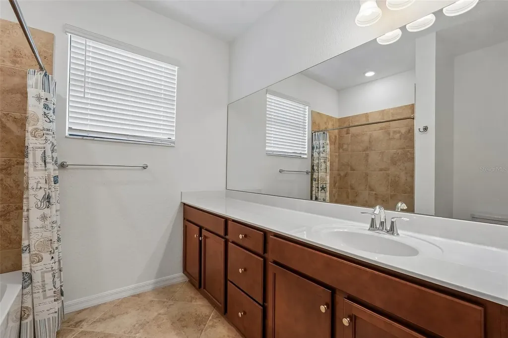 20429 Lagente Circle Venice FL 34293
