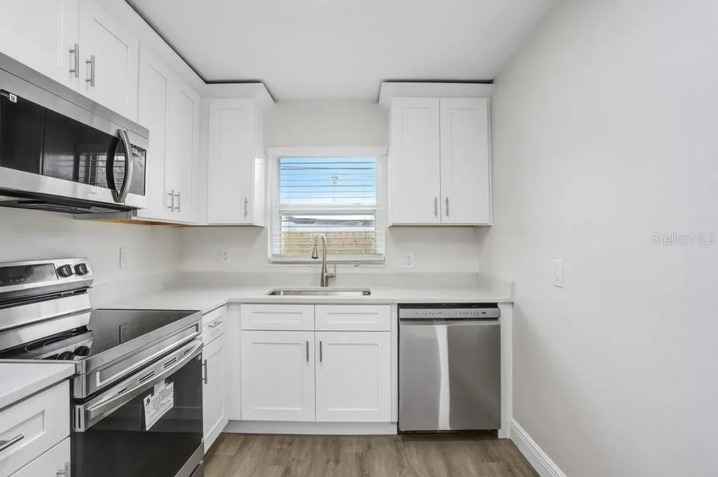 3166 Downing Street Clearwater FL 33759