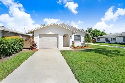 3166 Downing Street Clearwater FL 33759