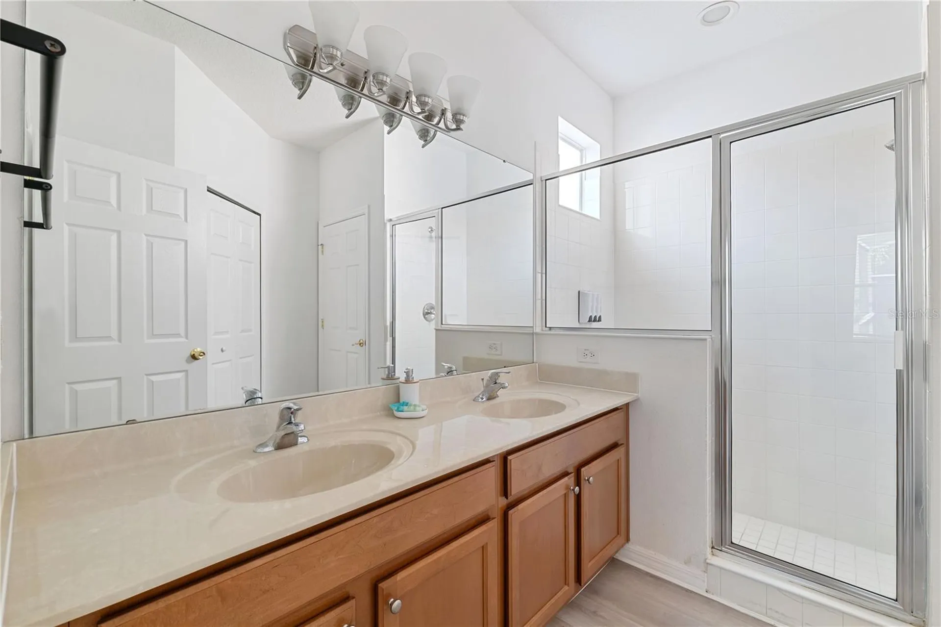 410 Las Fuentes Drive Kissimmee FL 34746