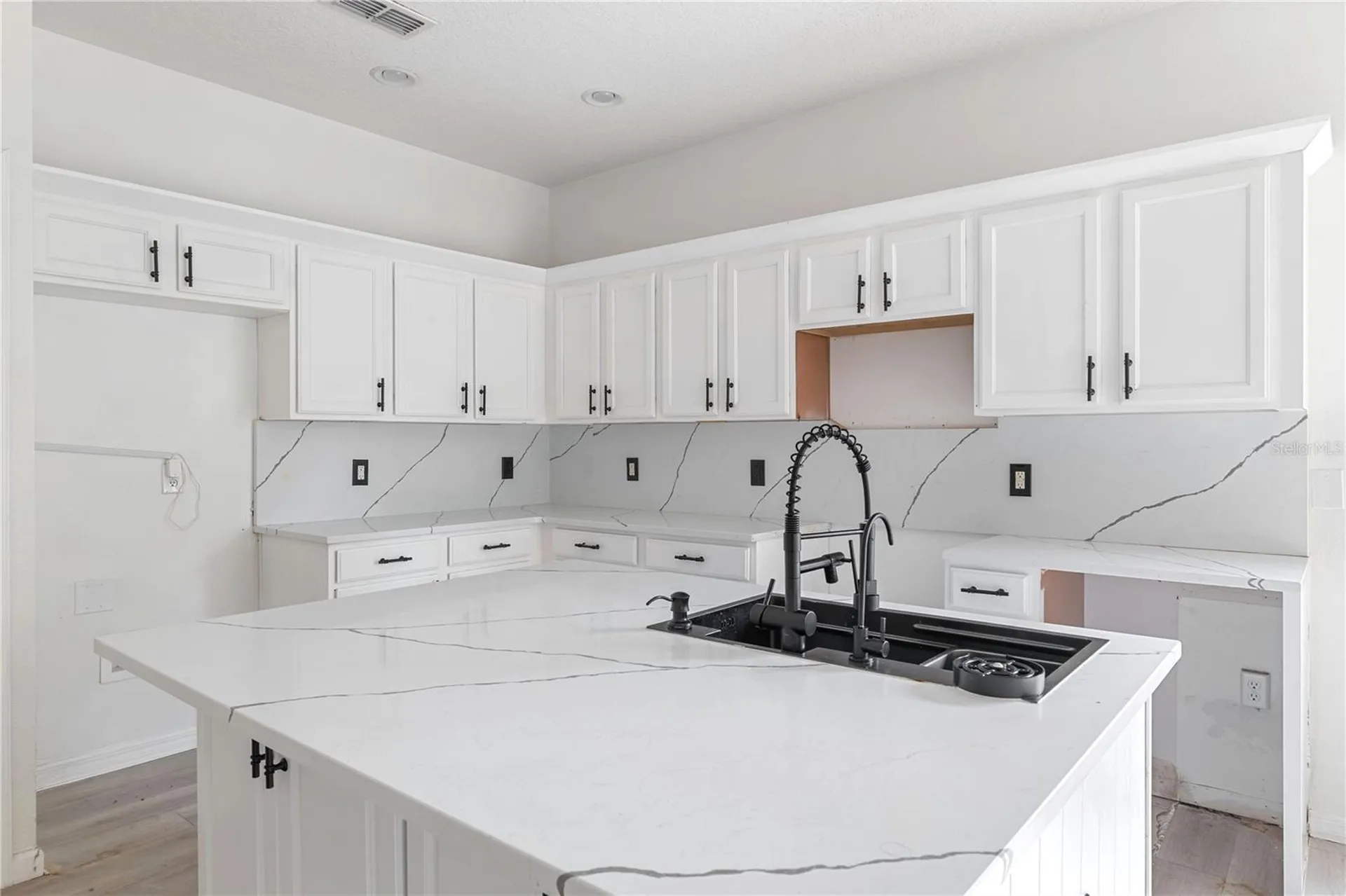 410 Las Fuentes Drive Kissimmee FL 34746